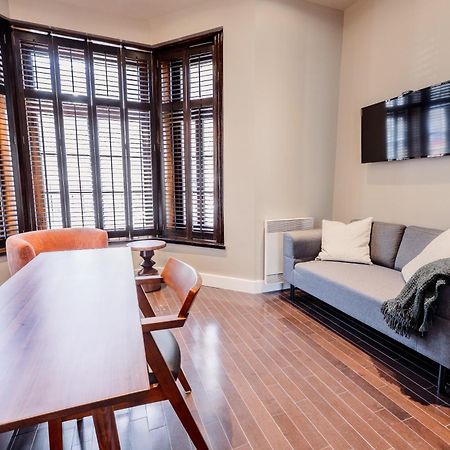 مونتريال Self Check-In Boutique Hotel - Quartier Latin - Room 101 المظهر الخارجي الصورة